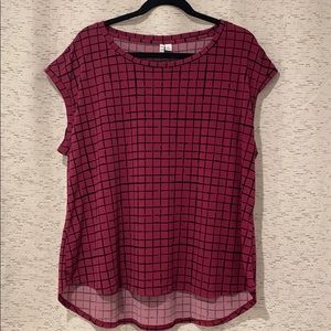 Women’s top Elle Fuchsia and Black